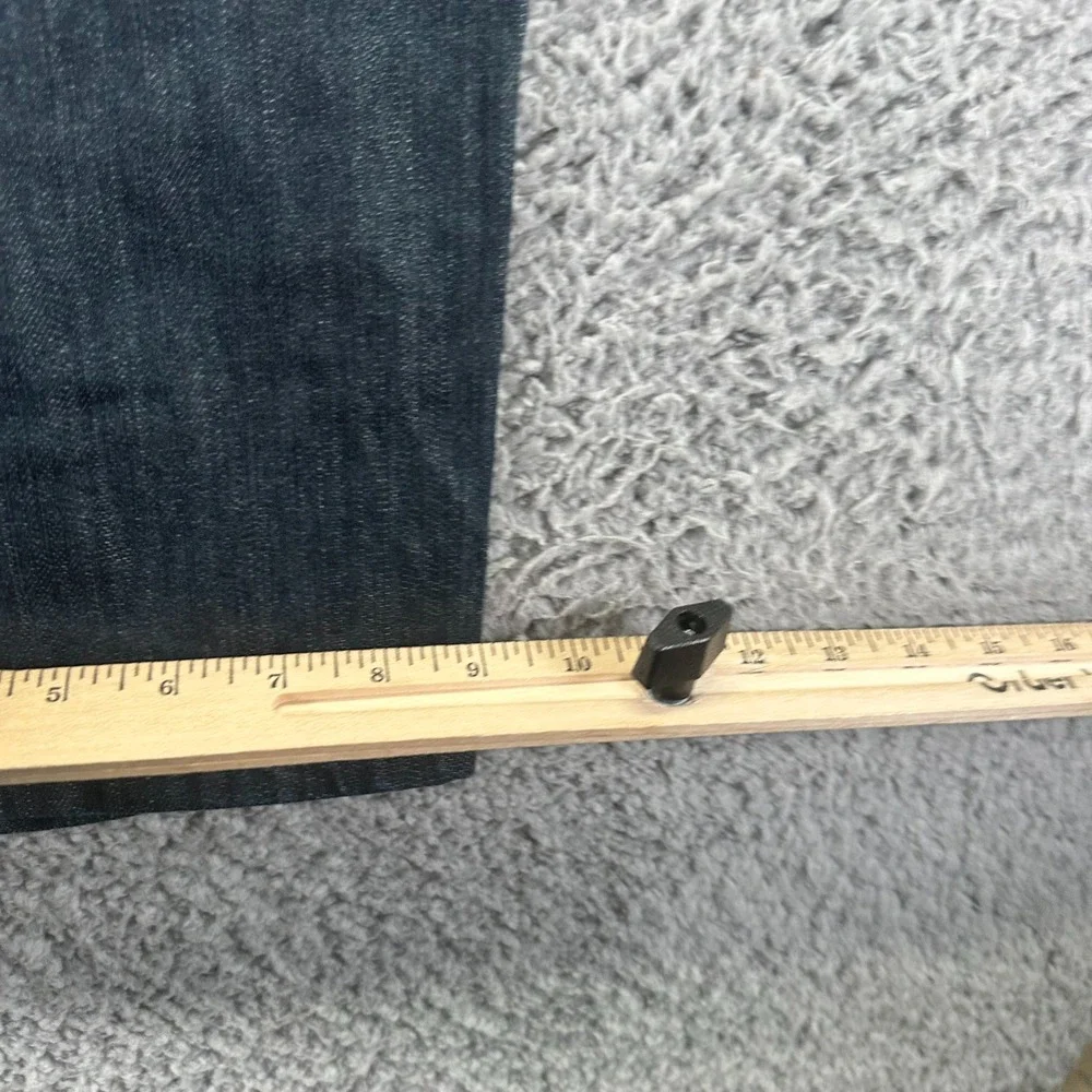 Levis before purchasing